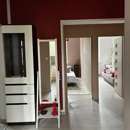 Lägenhet 4stronycentrum